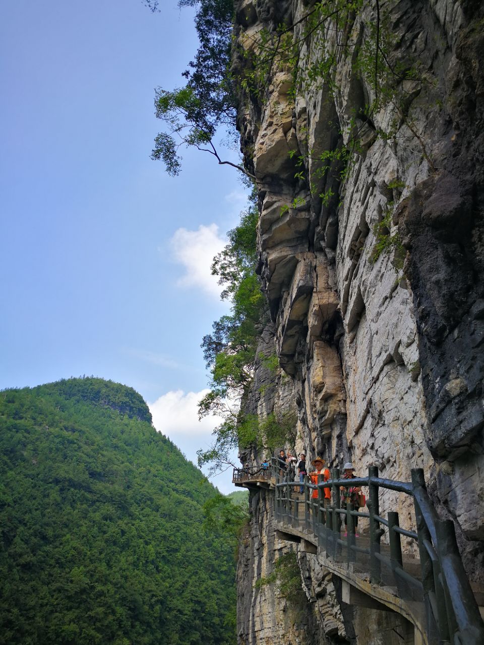 建始恩施地心谷景区石门河好玩吗,建始恩施地心谷景区