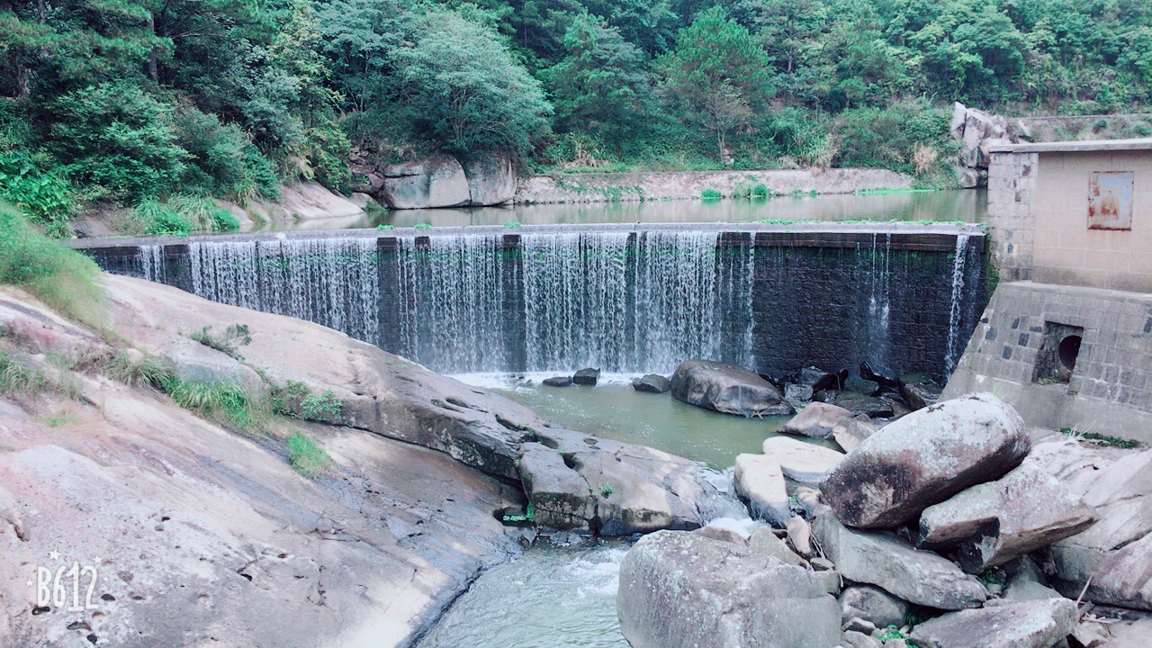 九鲤湖风景区