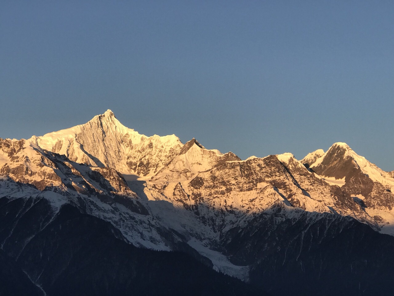 梅里雪山旅游景点攻略图