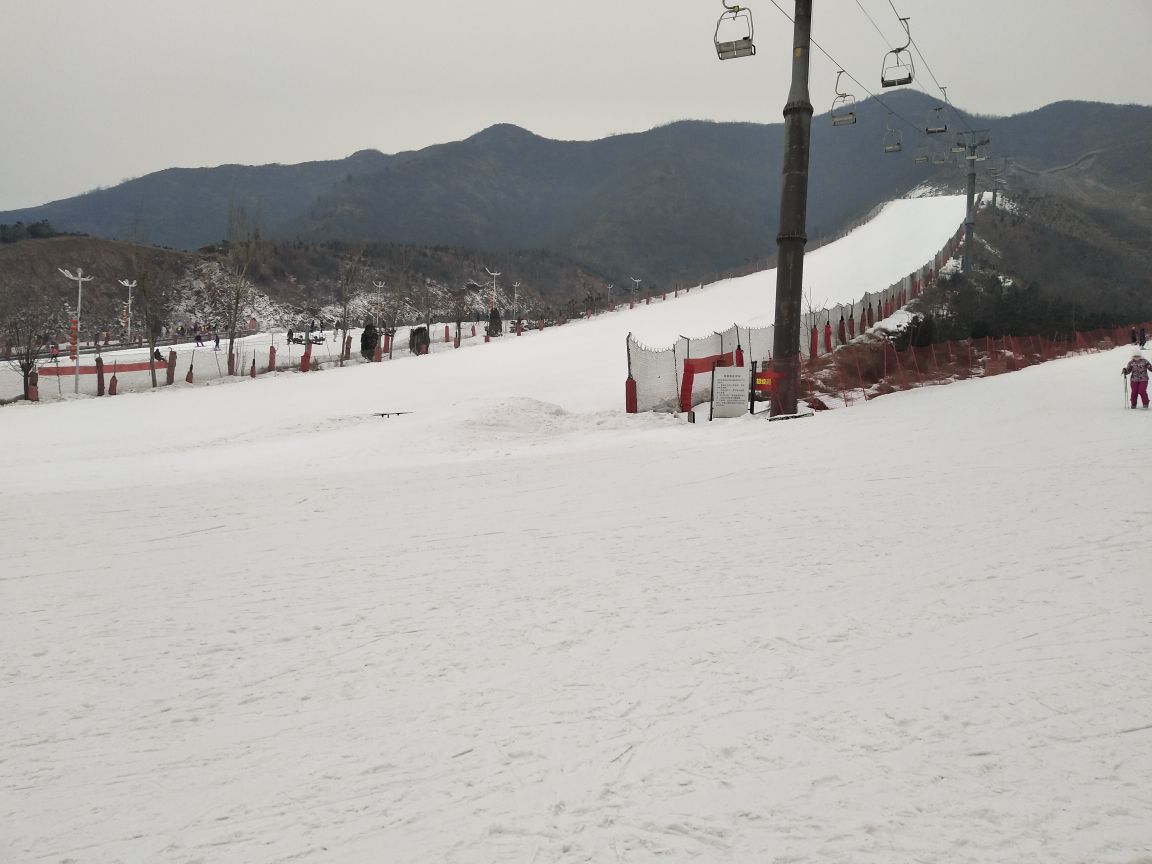 【携程攻略】鹿泉区西部长青四季滑雪场景点,挺好的