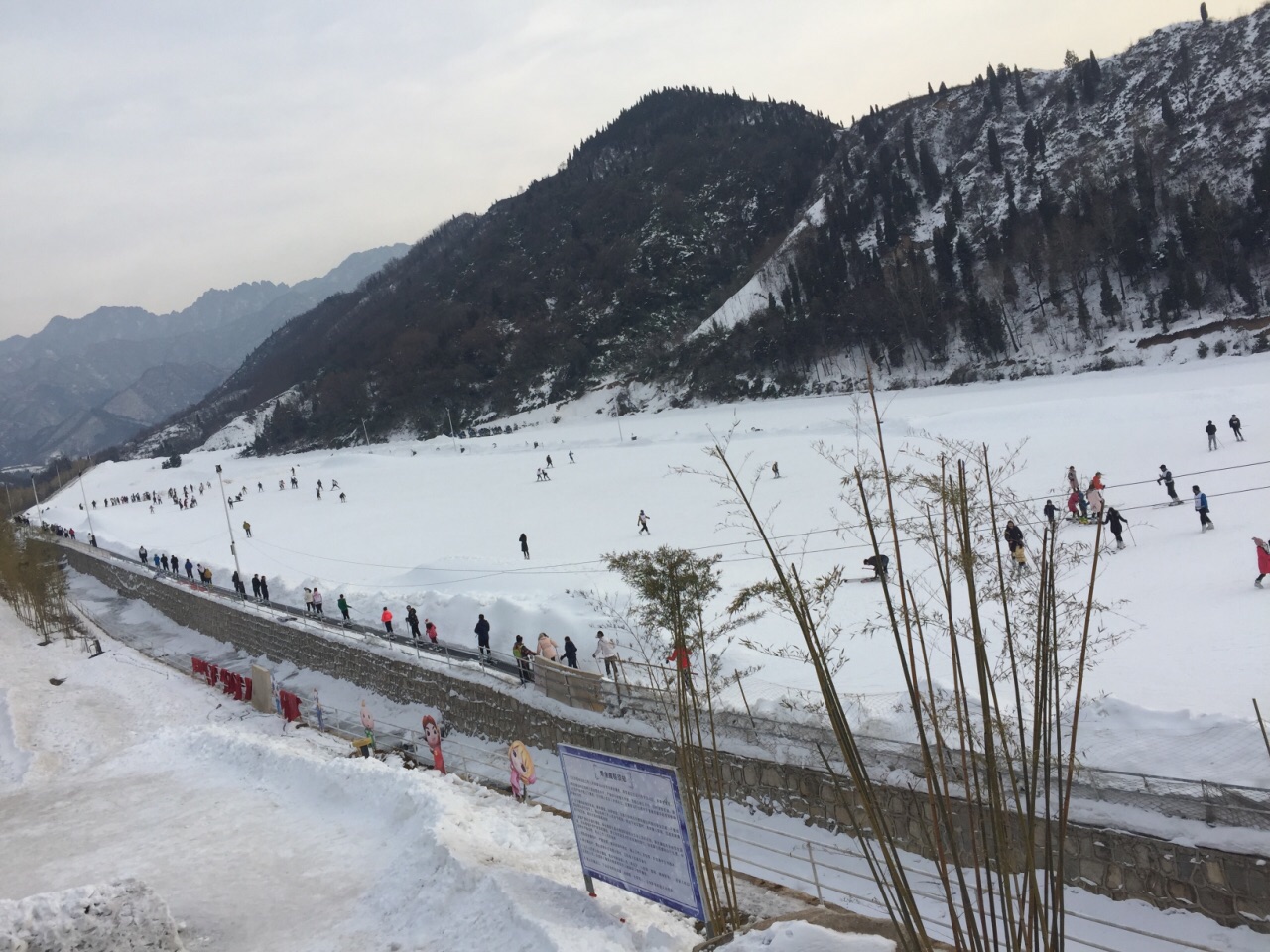 蓝田竹林畔滑雪场好玩吗,蓝田竹林畔滑雪场景点怎么样_点评_评价