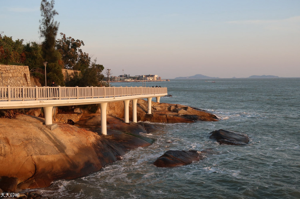 厦门美丽的环岛路海滩