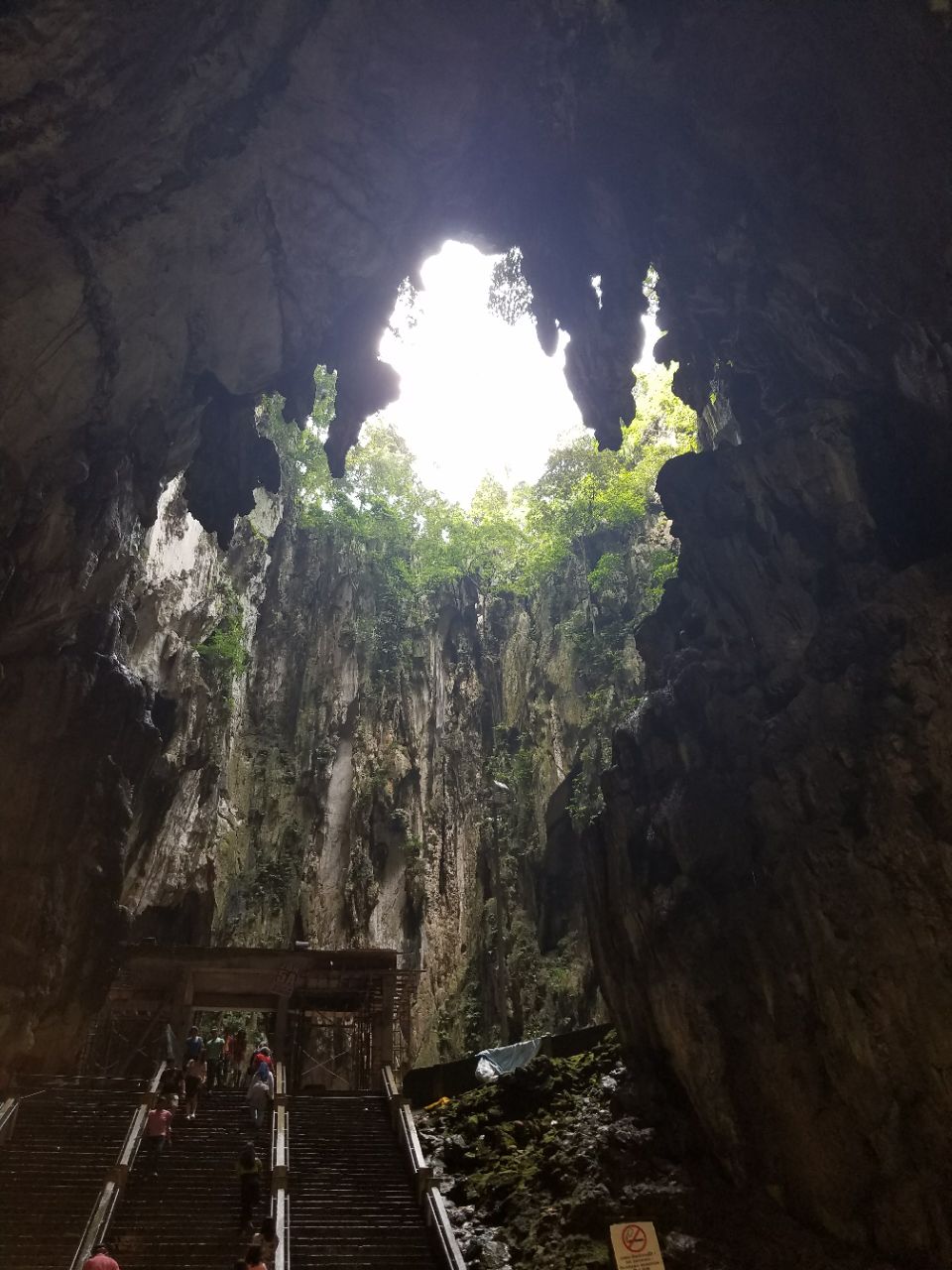 黑风洞