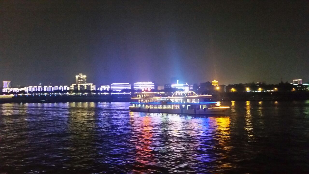 武汉两江游览(夜游长江)旅游景点攻略图