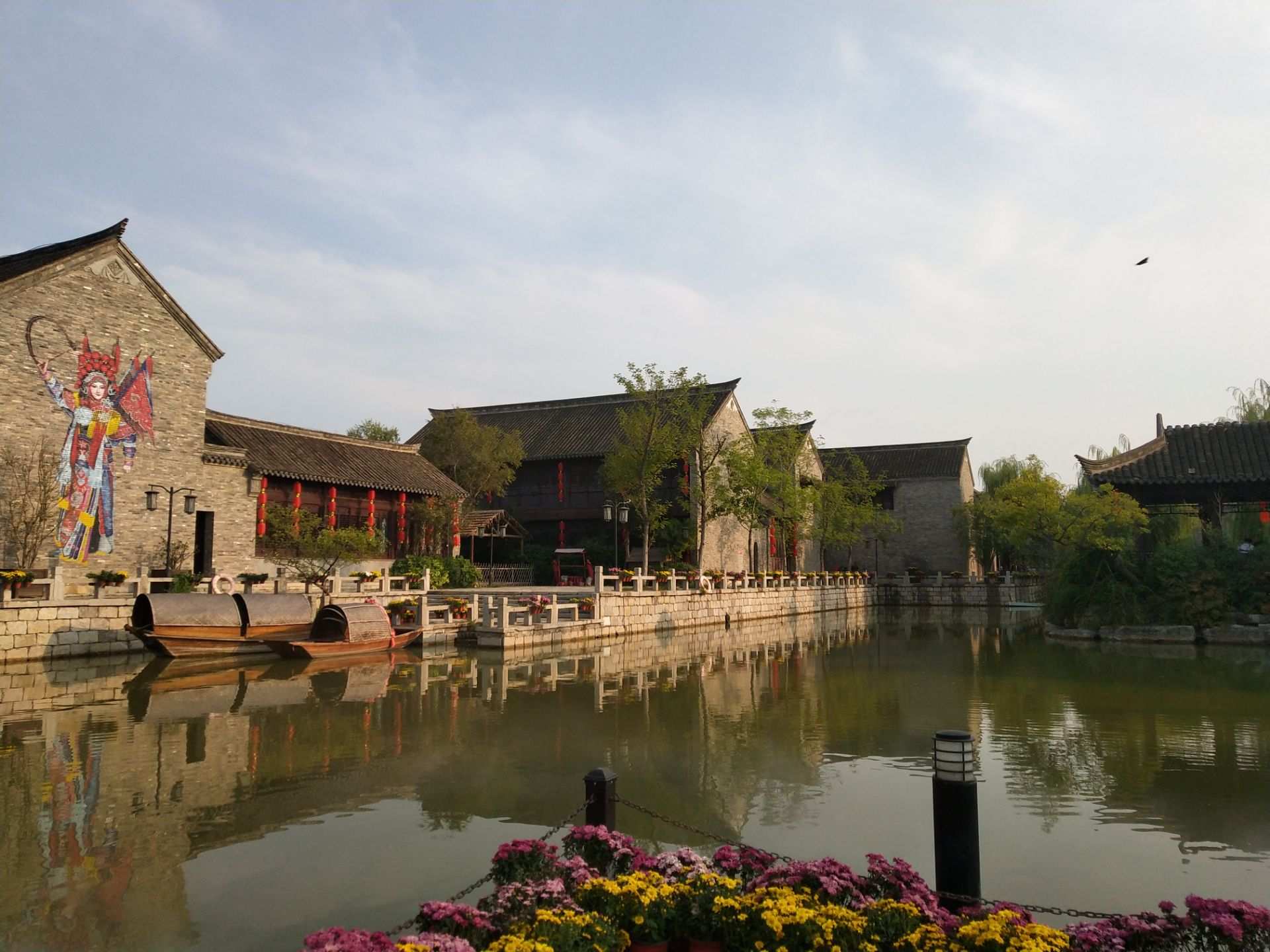 【携程攻略】徐州潘安水镇景点,很有名族风情的地方,不大但还不错.