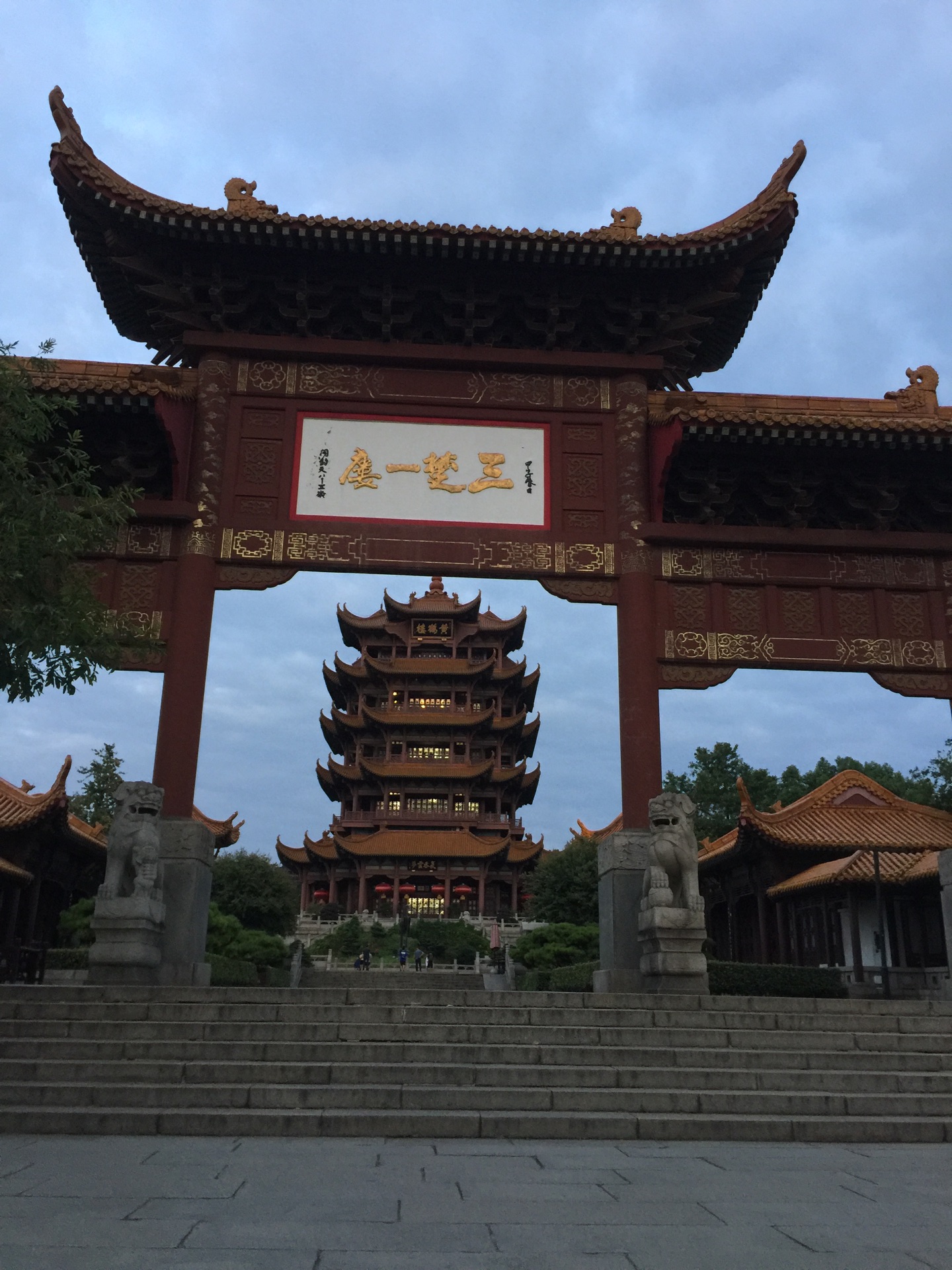 武汉黄鹤楼好玩吗,武汉黄鹤楼景点怎么样_点评_评价