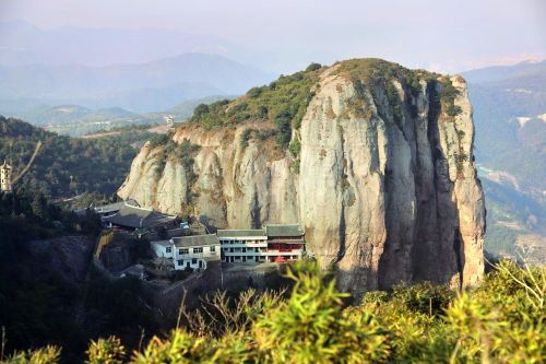 方山南嵩岩风景区