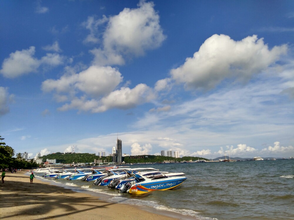 芭堤雅芭提雅海滩好玩吗,芭堤雅芭提雅海滩景点怎么样