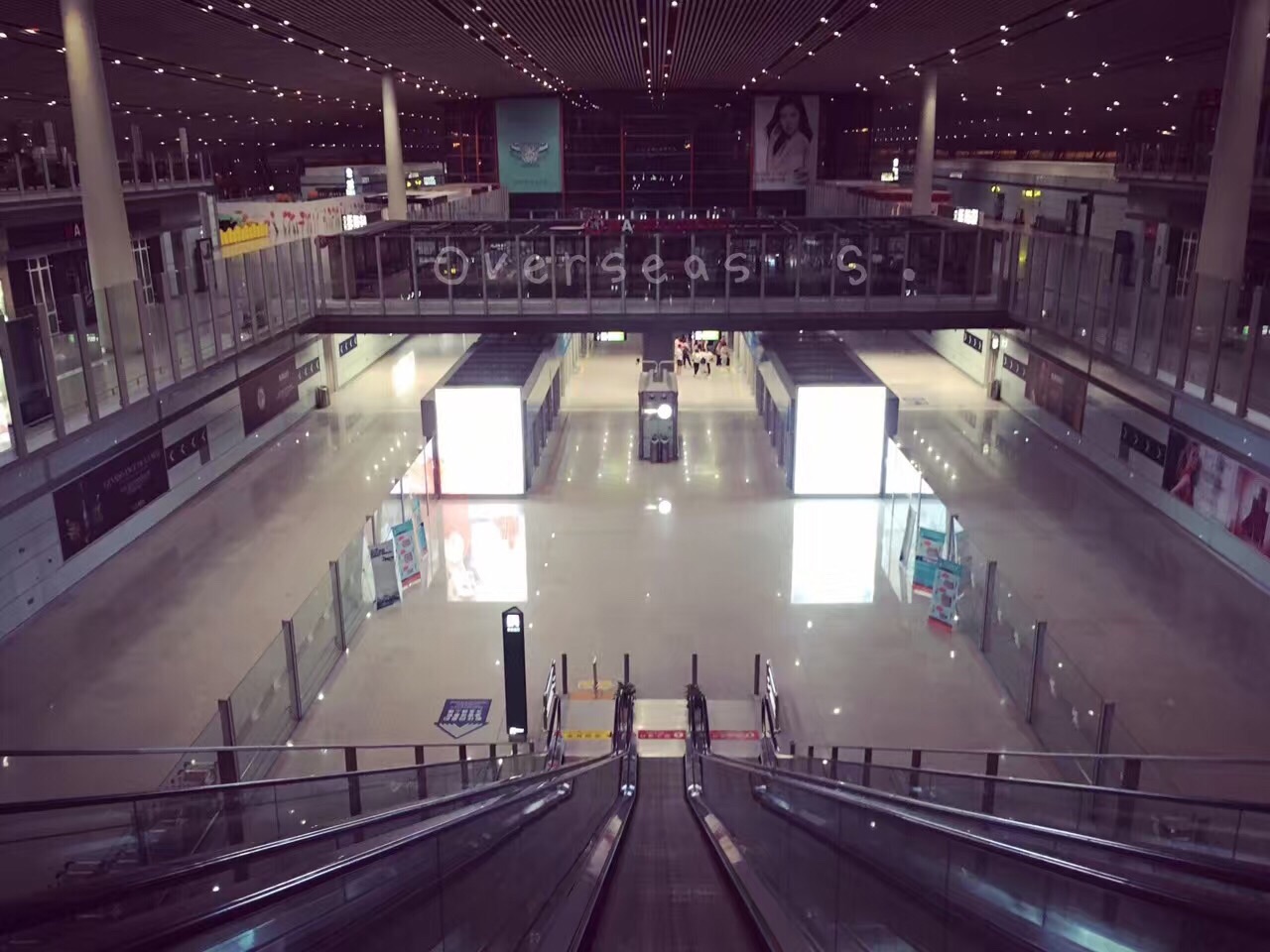 北京首都国际机场的t3航站楼是最新的,其次是t2,然后t1.