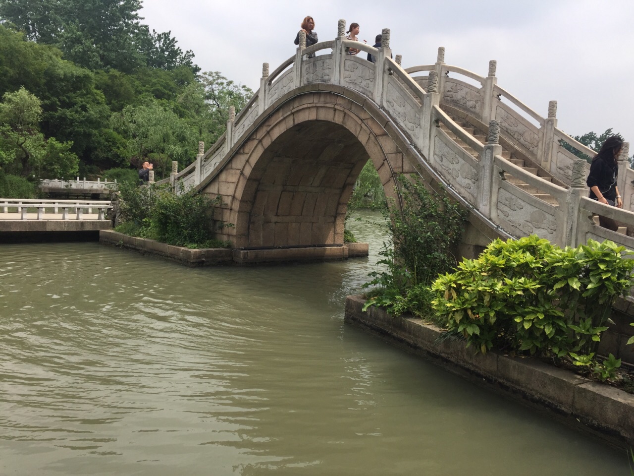 扬州二十四桥好玩吗,扬州二十四桥景点怎么样_点评