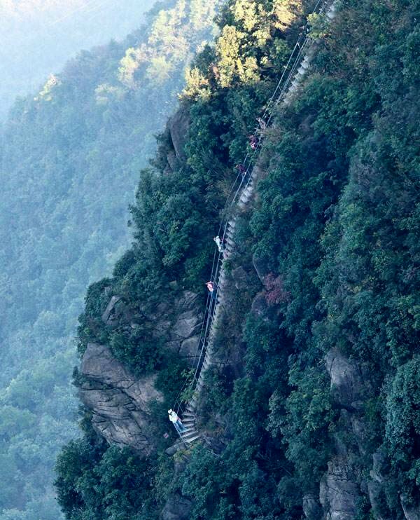 清远金子山原生态旅游风景区