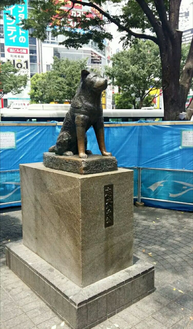 忠犬八公像