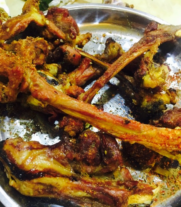 羊娃子馕坑肉烧烤吧(轮台店)