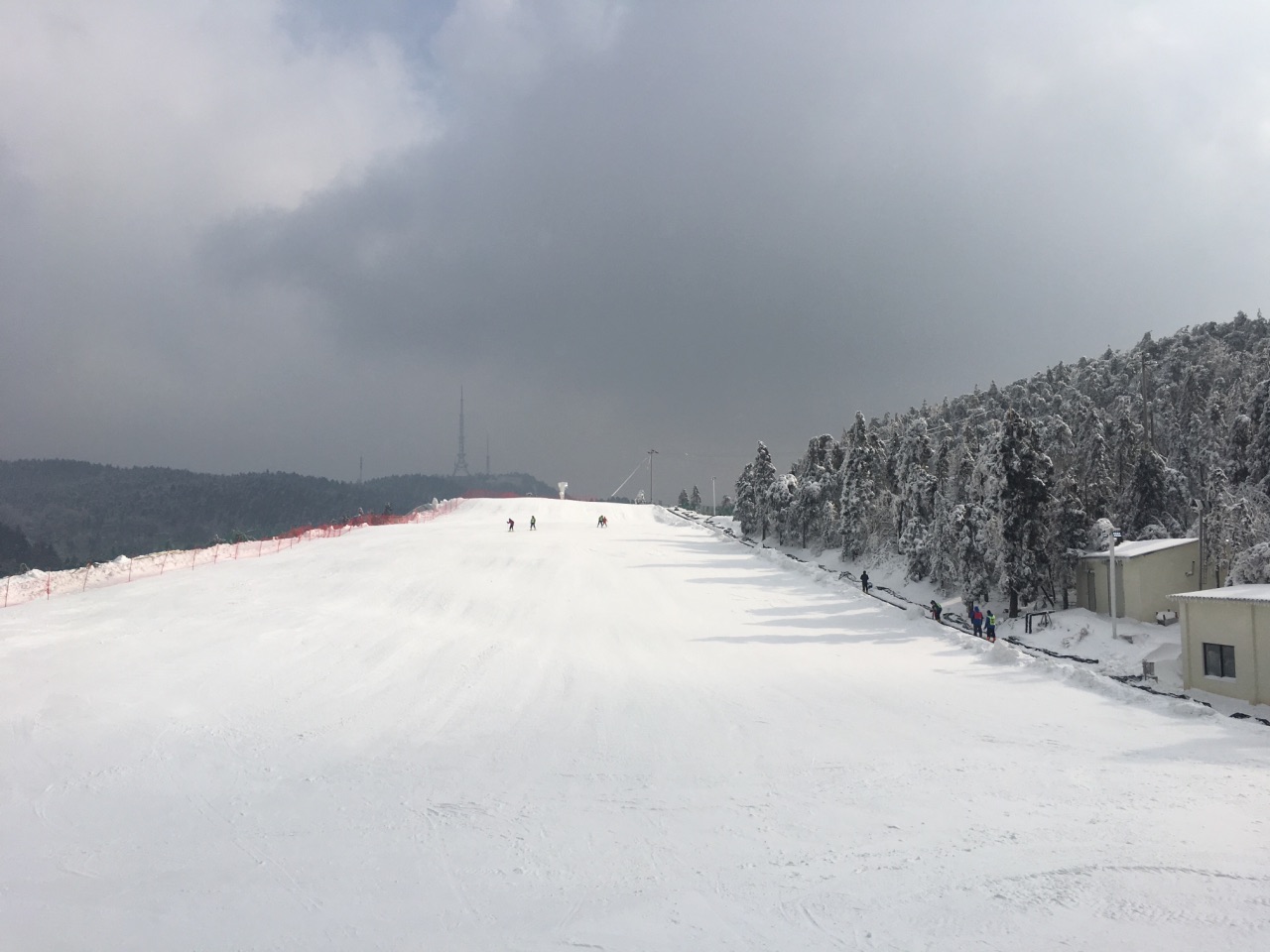 商量岗滑雪场