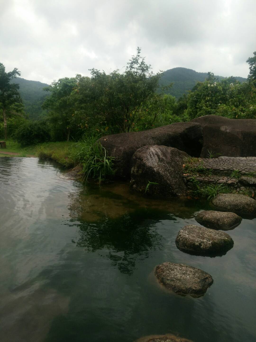 东兴东兴屏峰雨林公园好玩吗,东兴东兴屏峰雨林公园样