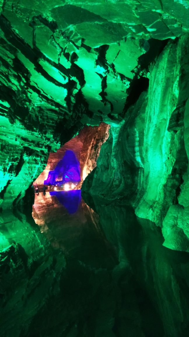 腾龙洞风景区