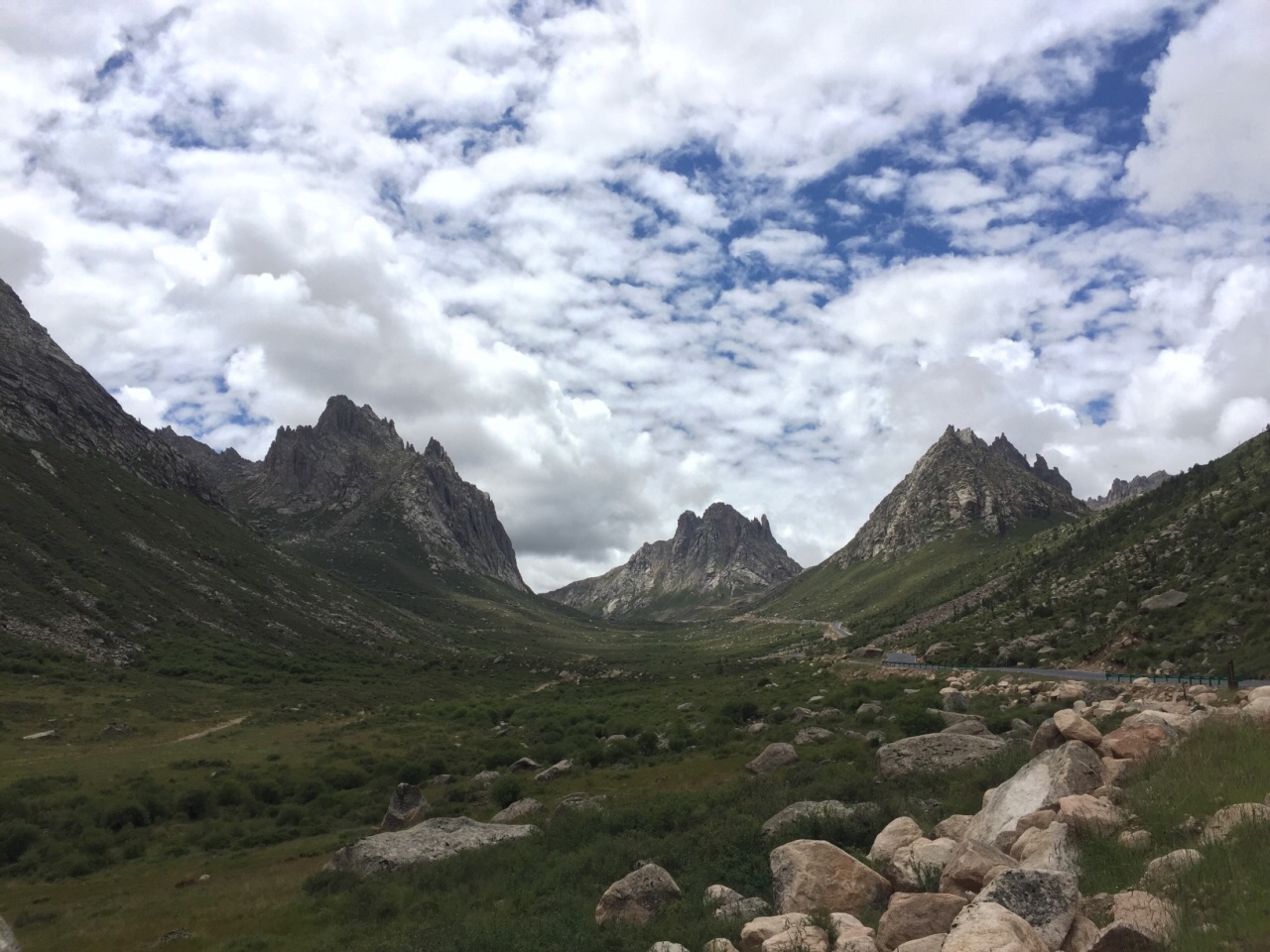 【携程攻略】阿坝县莲宝叶则风景区景点,非常值得游玩的景点!