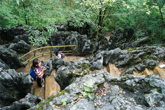 广州—清远神峰关生态旅游度假区(全程195公里,约2小时) 在各种色彩