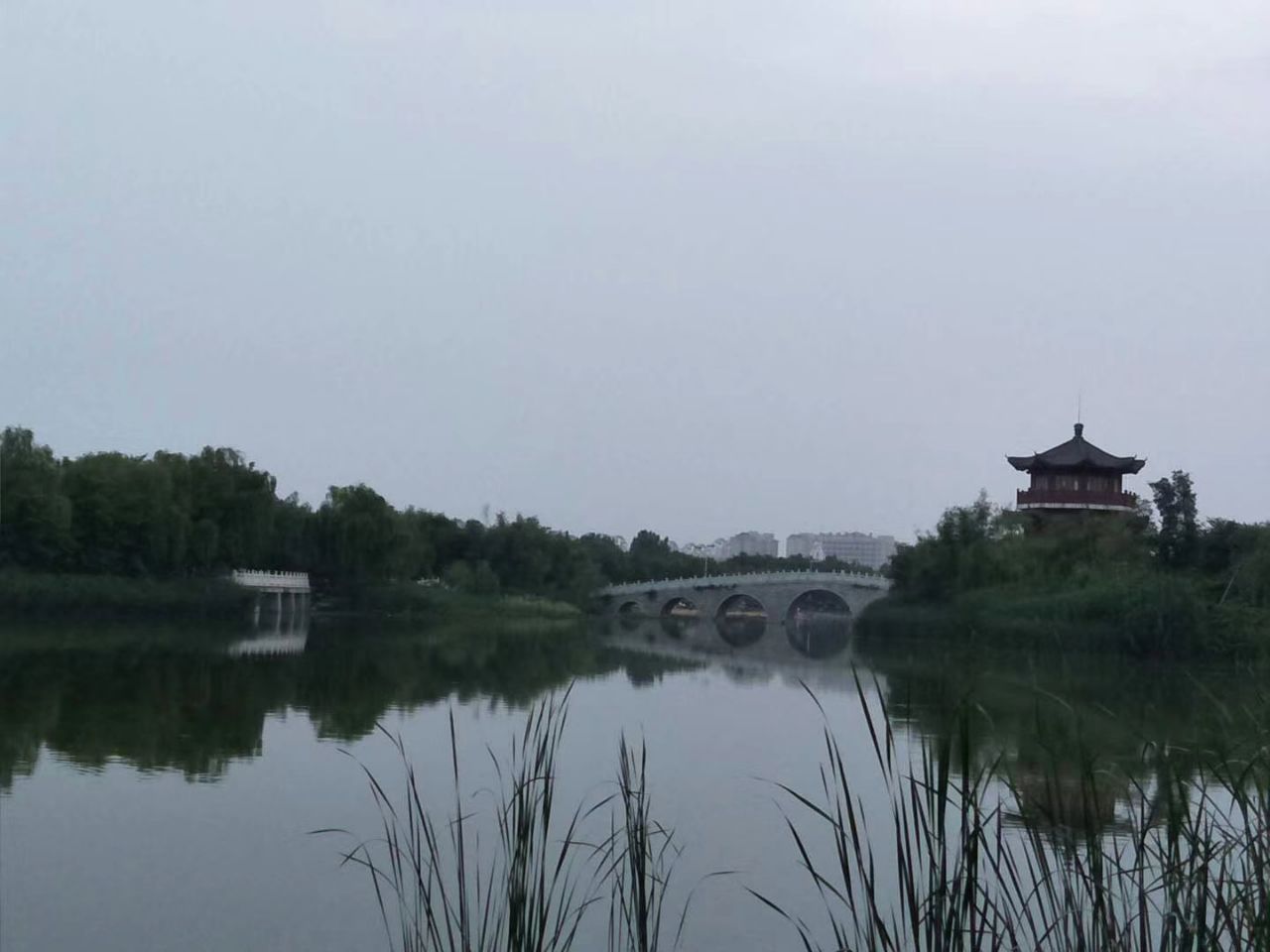 红莲湖公园