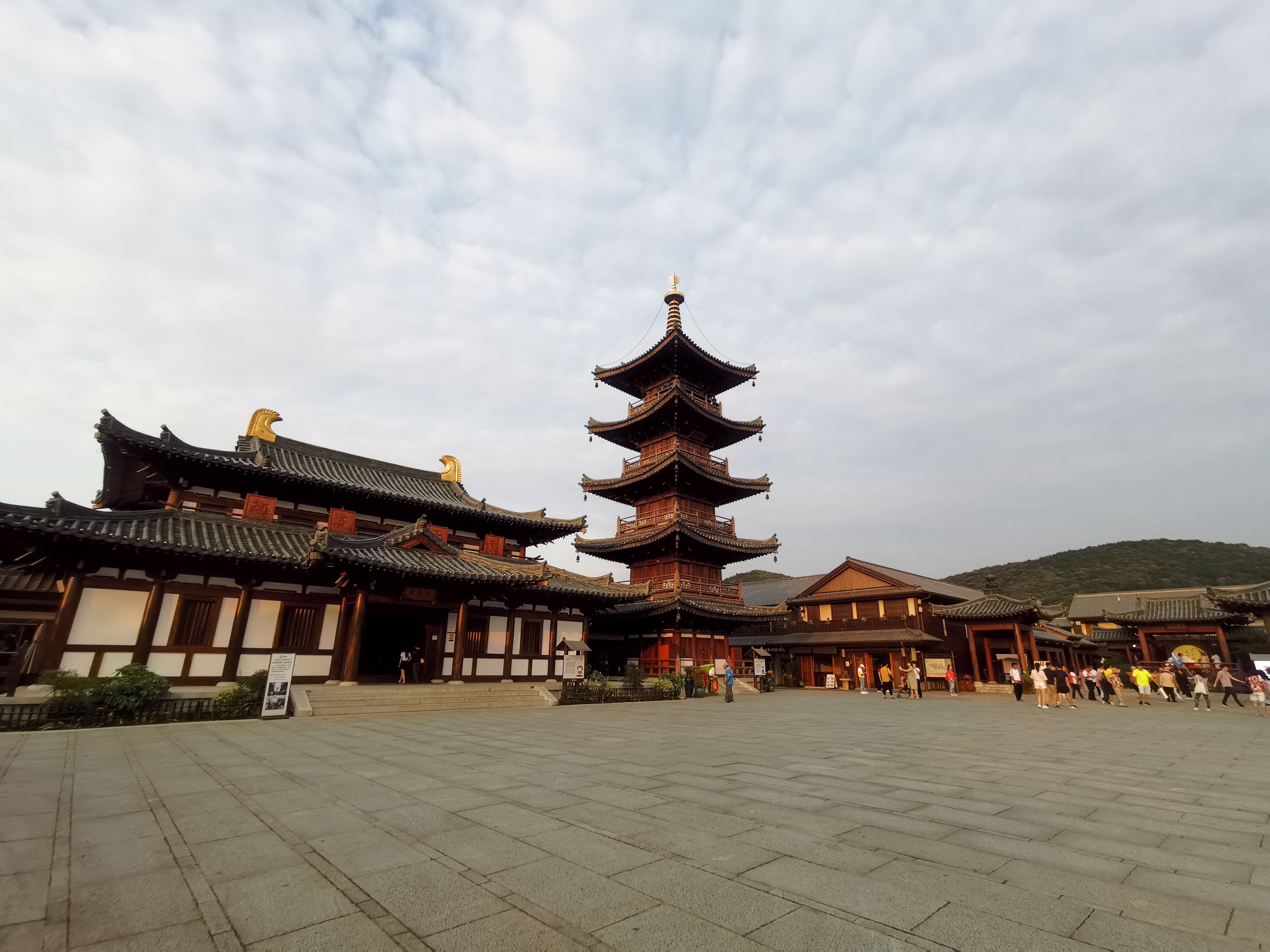 【干货帖】无锡灵山拈花湾 灵山大佛2天1夜玩法(不自驾有视频)