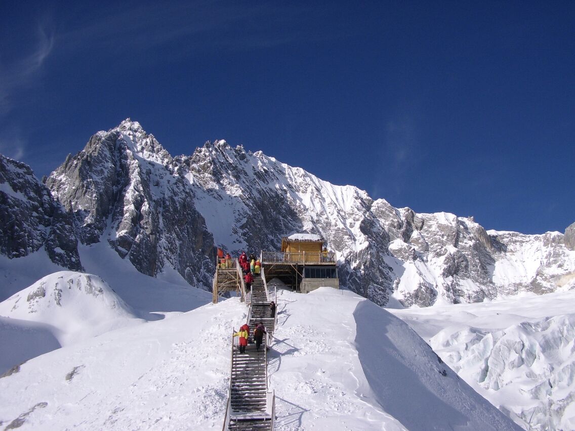 玉龙雪山