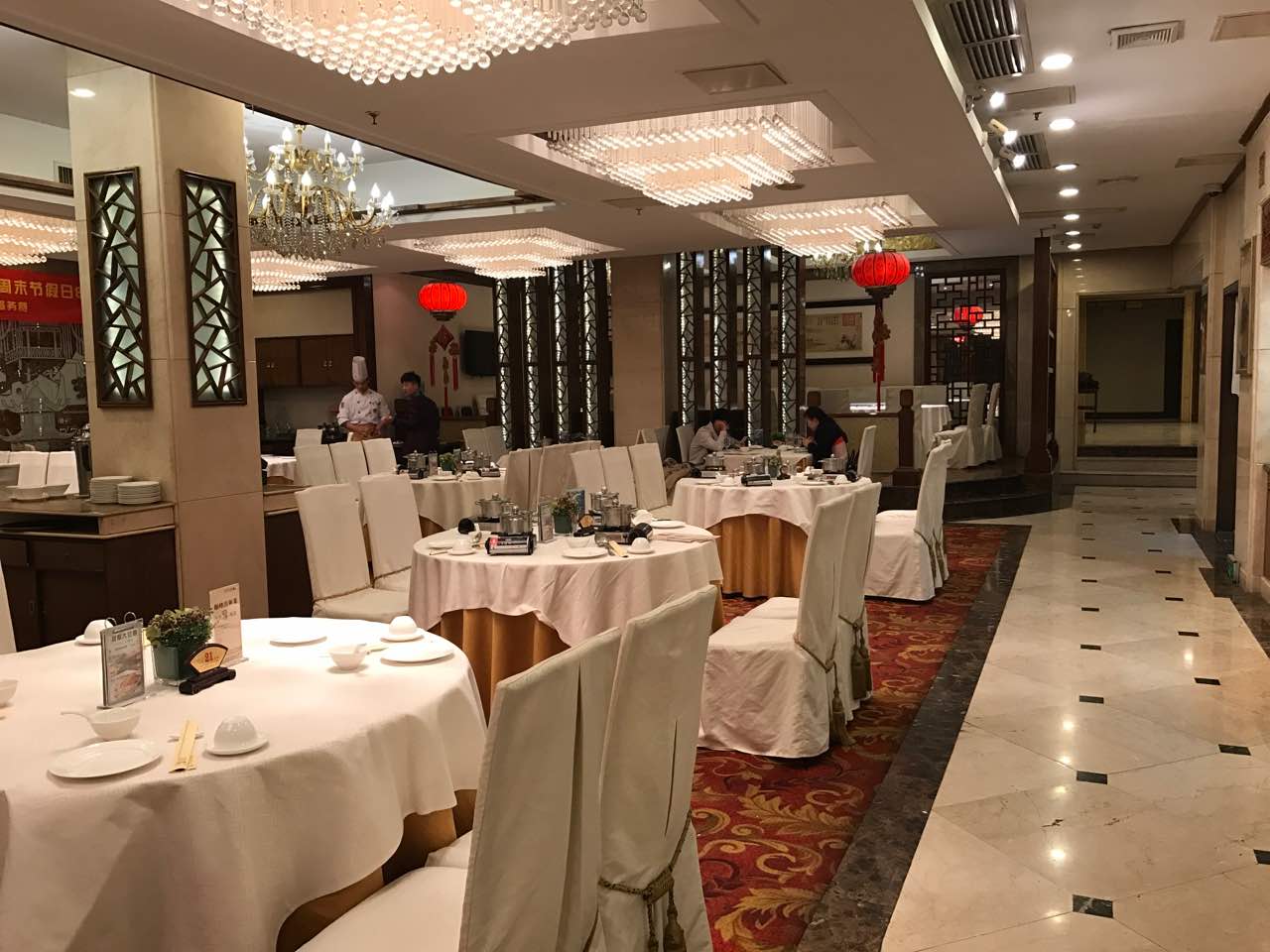 2022顺峰(金阁店)美食餐厅,菜品有特色,吃了很多年.