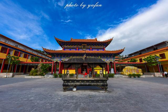 观音山麓出清泉,大亚湾畔有古寺