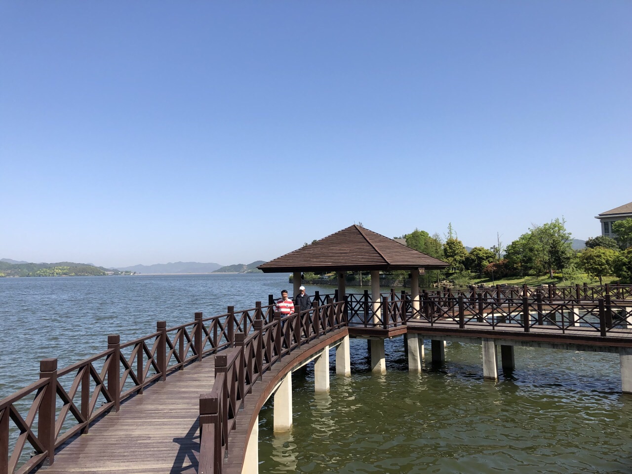 四明湖