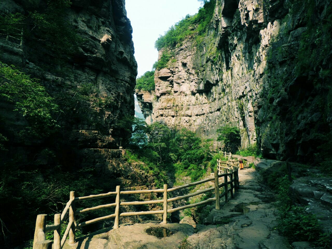 【携程攻略】辉县关山国家地质公园景点,虽然景区的不