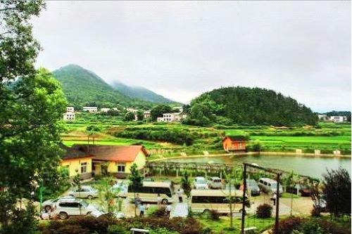 莲华乡村旅游区