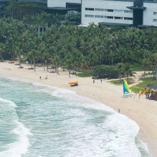 太阳湾海洋运动