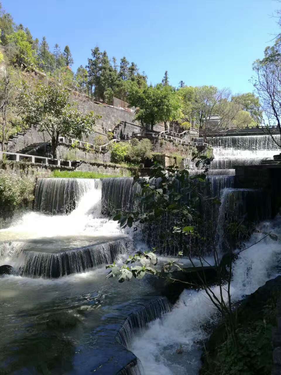 【携程攻略】腾冲叠水河瀑布好玩吗,腾冲叠水河瀑布样