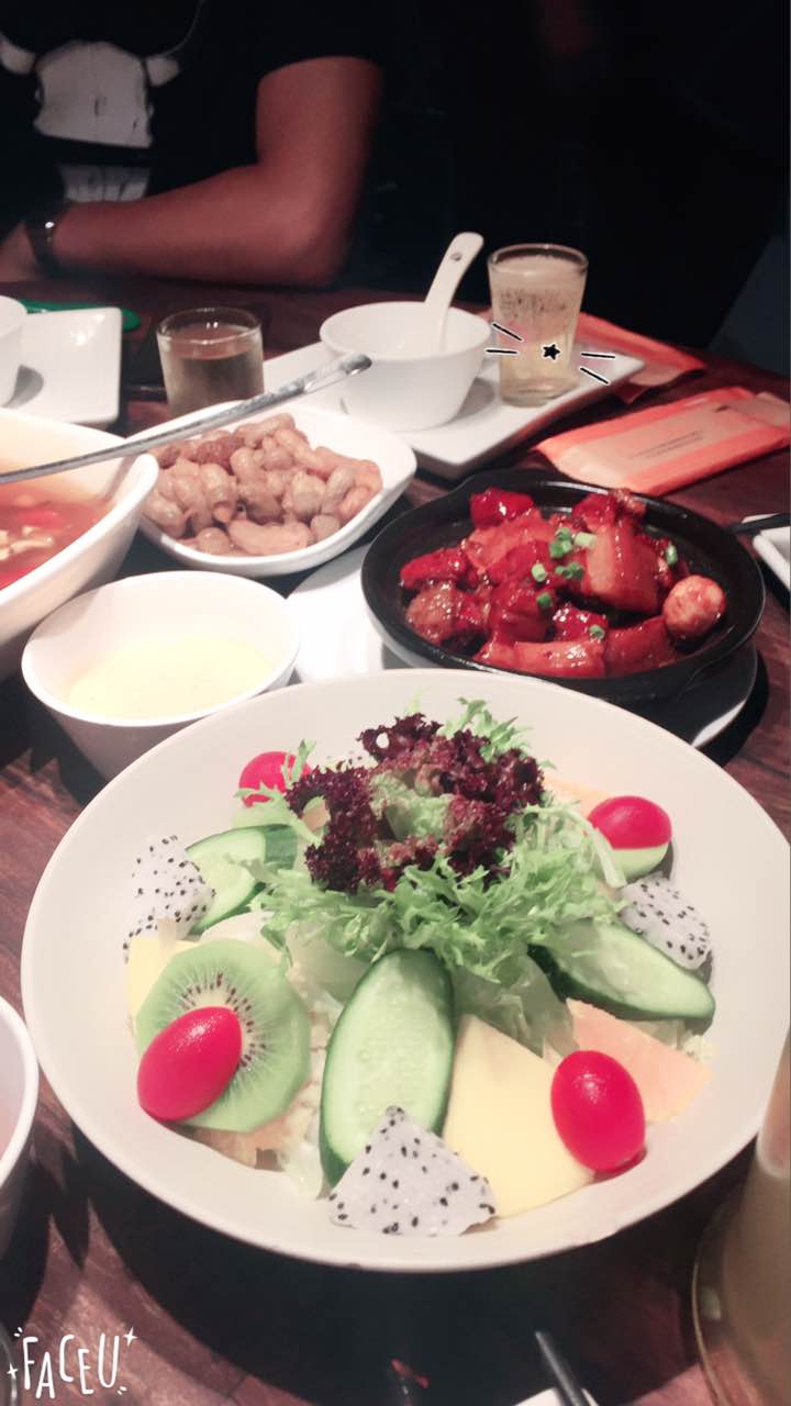 2020妈妈菜(北仑银泰城店)美食餐厅,嗯嗯炒鸡好吃,六个人吃的撑.