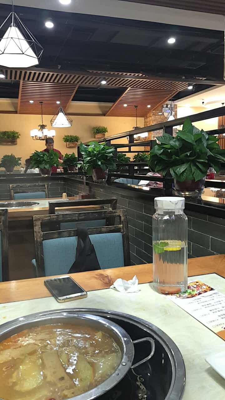 刘一锅筋头巴脑(体育路店)