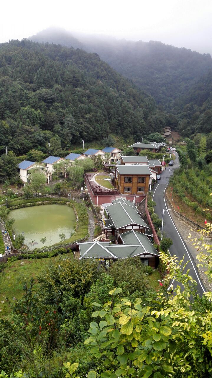 龙岩七彩蓝田度假村好玩吗,龙岩七彩蓝田度假村景点样