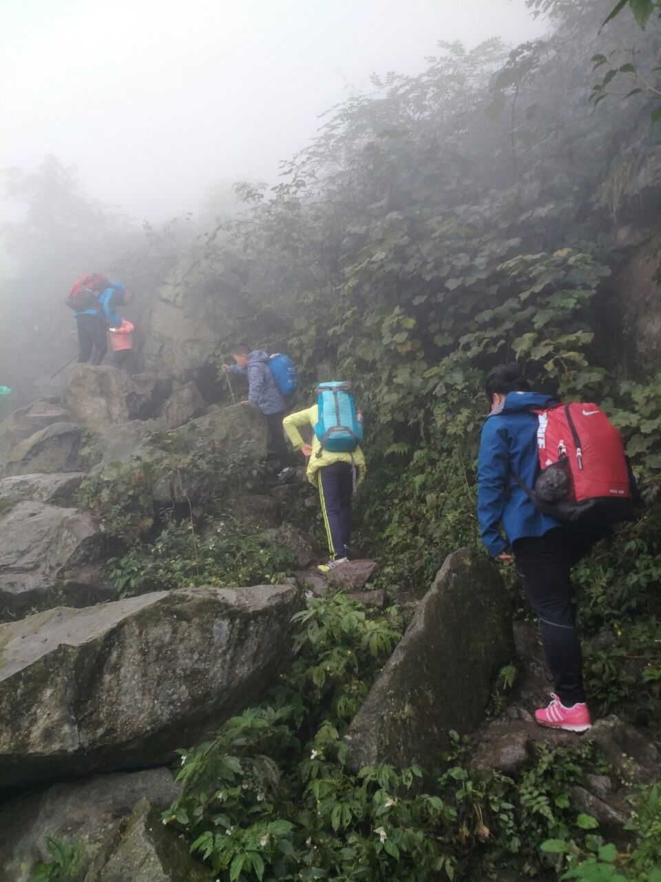 彭州九峰山风景名胜区好玩吗,彭州九峰山风景名胜区样