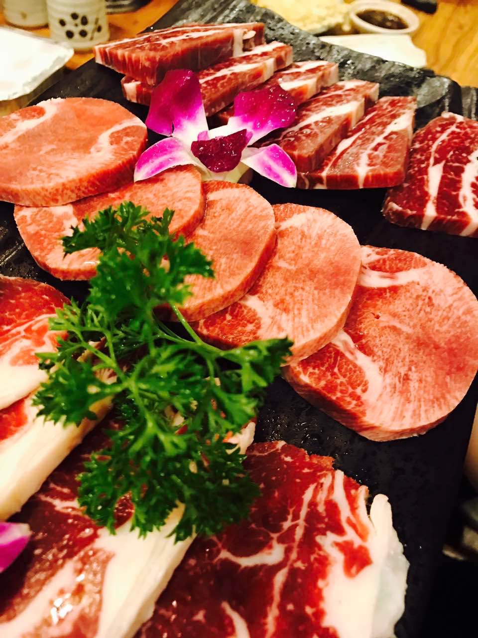 牛桑喜日式料理炭火烤肉(小河路总店)