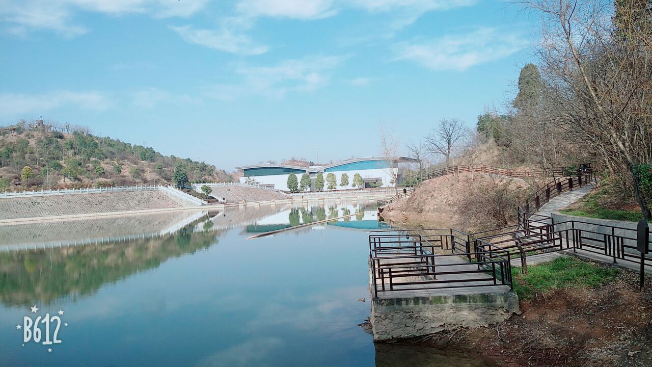 岭 内乡县衙 七星潭 桐柏山淮源风景区 龙潭沟 五朵山风景区 花洲书院