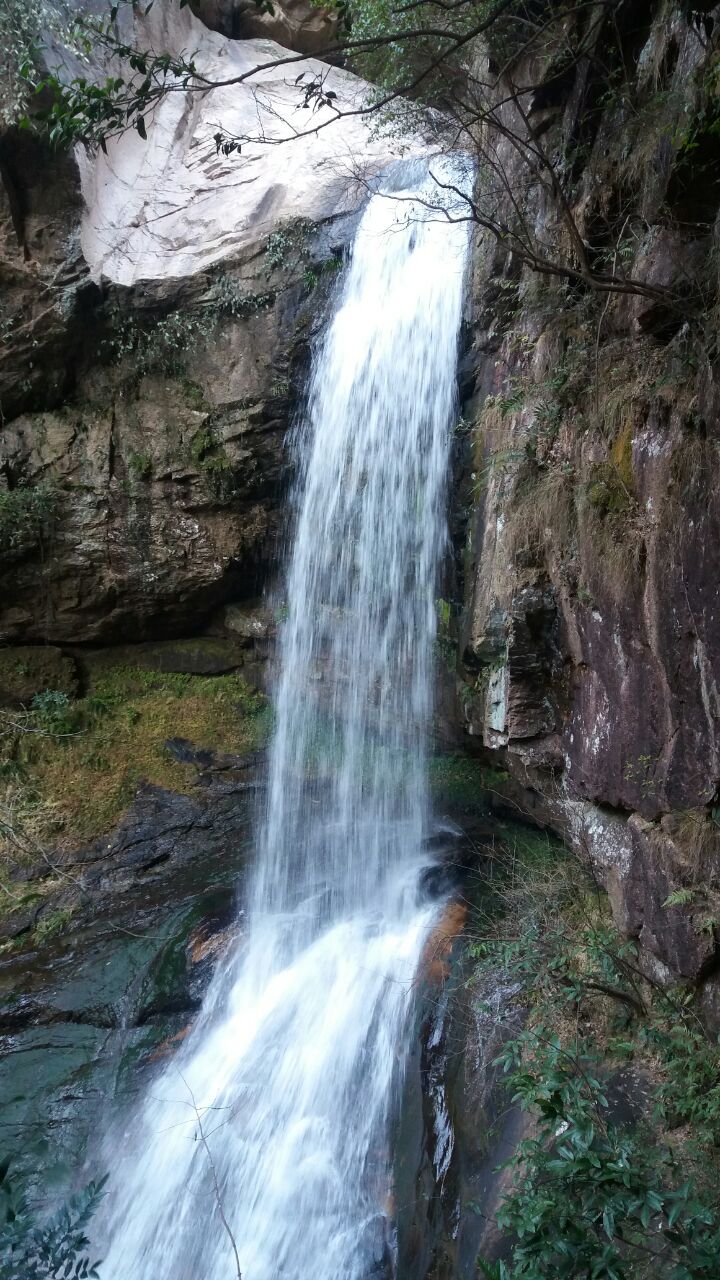 石梁飞瀑