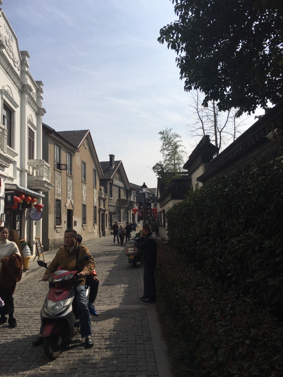 上海春申天气预报_(请报一下上海今天的天气预报)