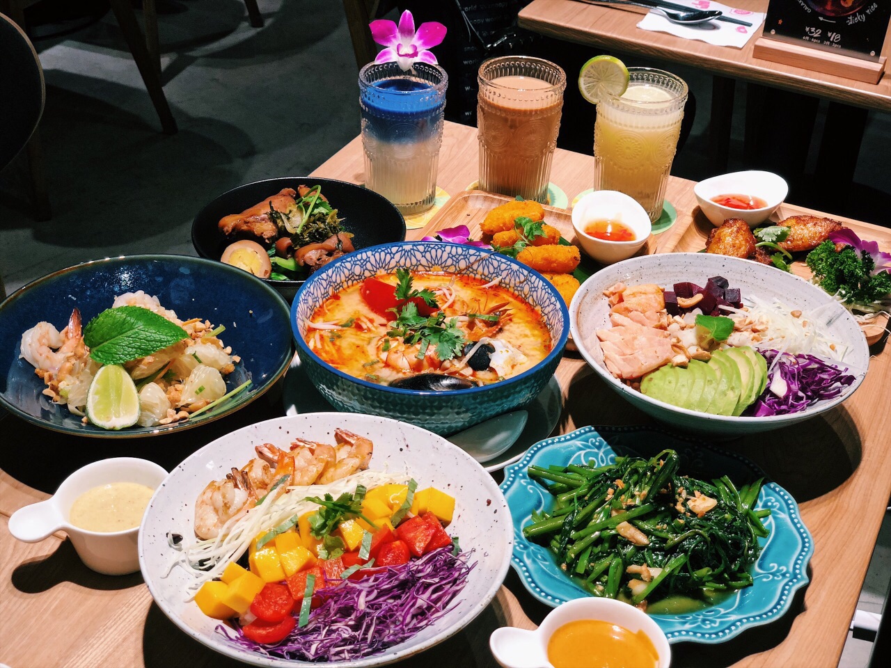 2021泰湄湄(静安久光店)美食餐厅,.情不自禁坠入这场如梦似幻.