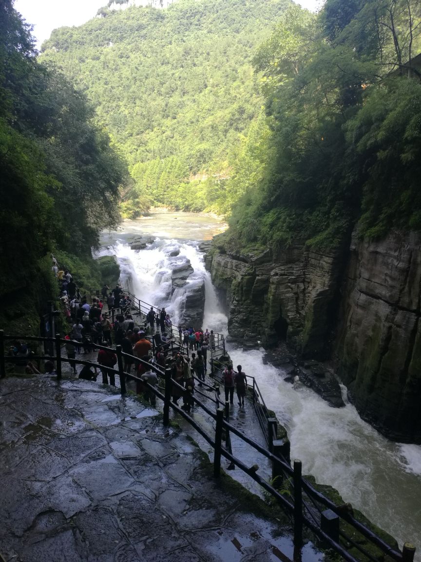 利川腾龙洞风景区好玩吗,利川腾龙洞风景区景点怎么样