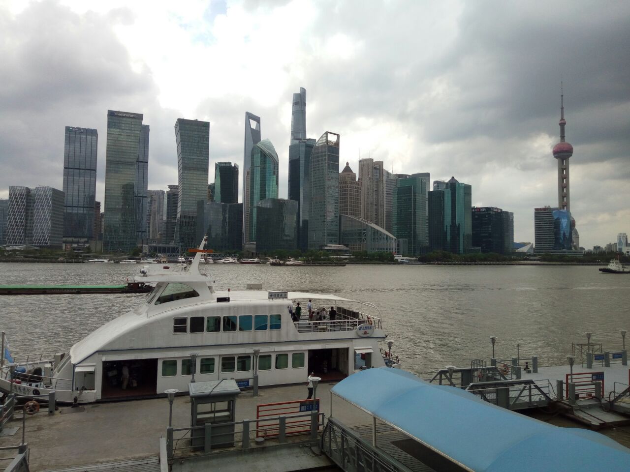 北外滩滨江绿地