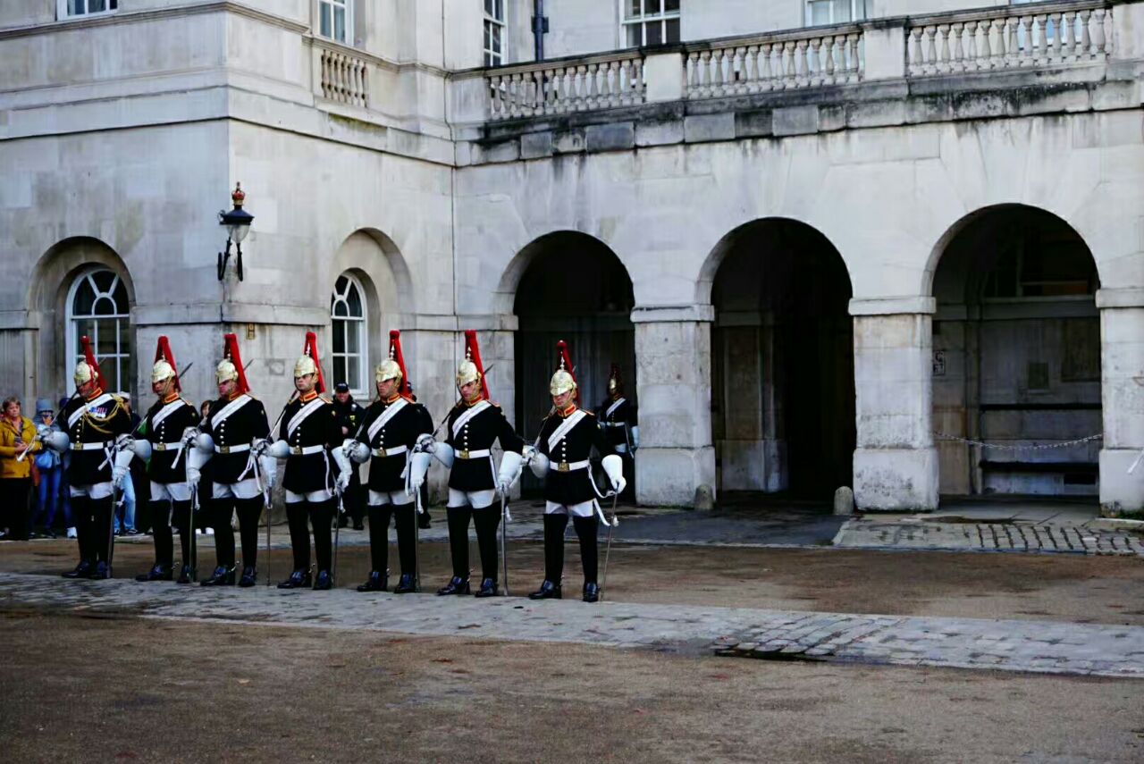 皇家骑兵卫队阅兵场,自17世纪以来一直是英国皇家骑兵