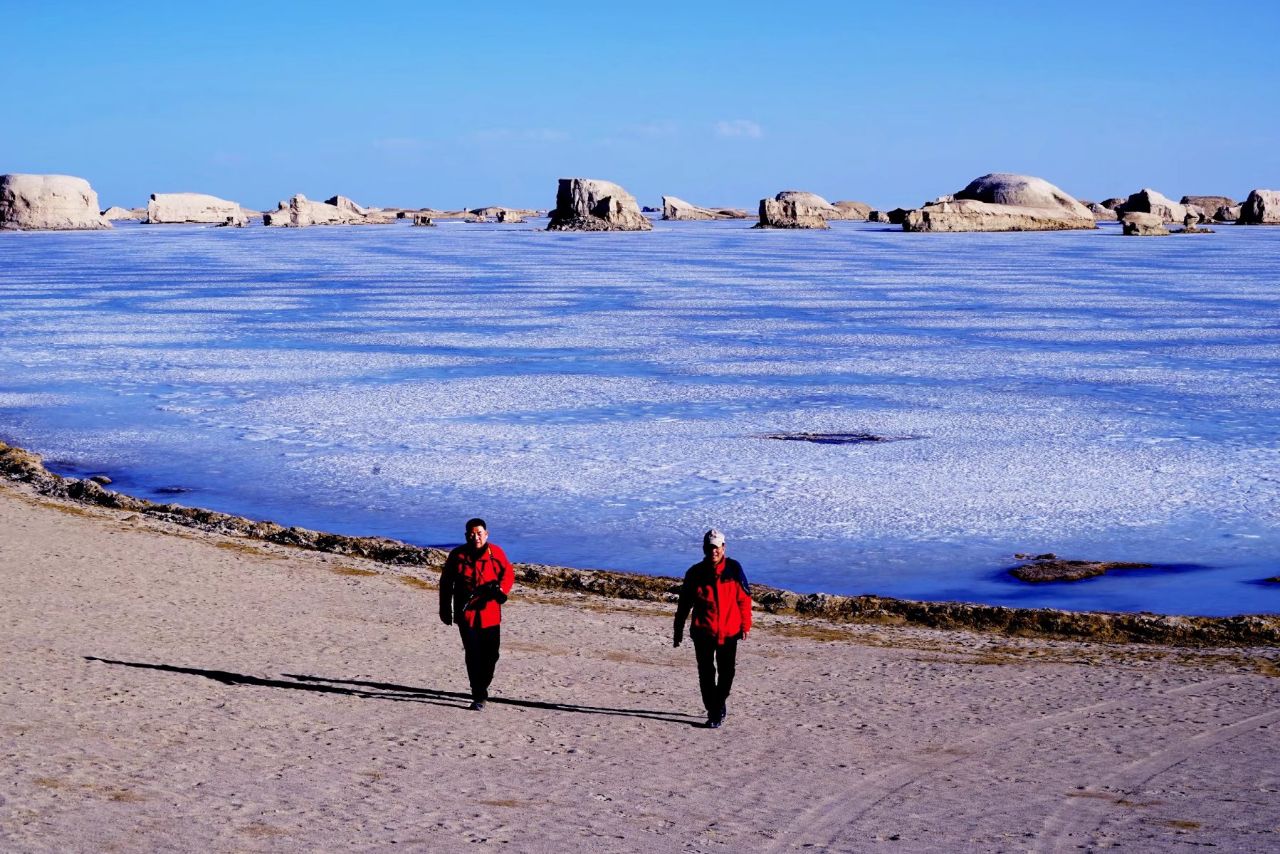 海西乌素特水上雅丹地质公园好玩吗,海西乌素特水上样
