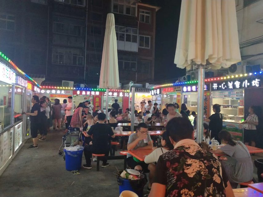 安阳钟楼西巷美食街好吃吗,钟楼西巷美食街味道怎么样