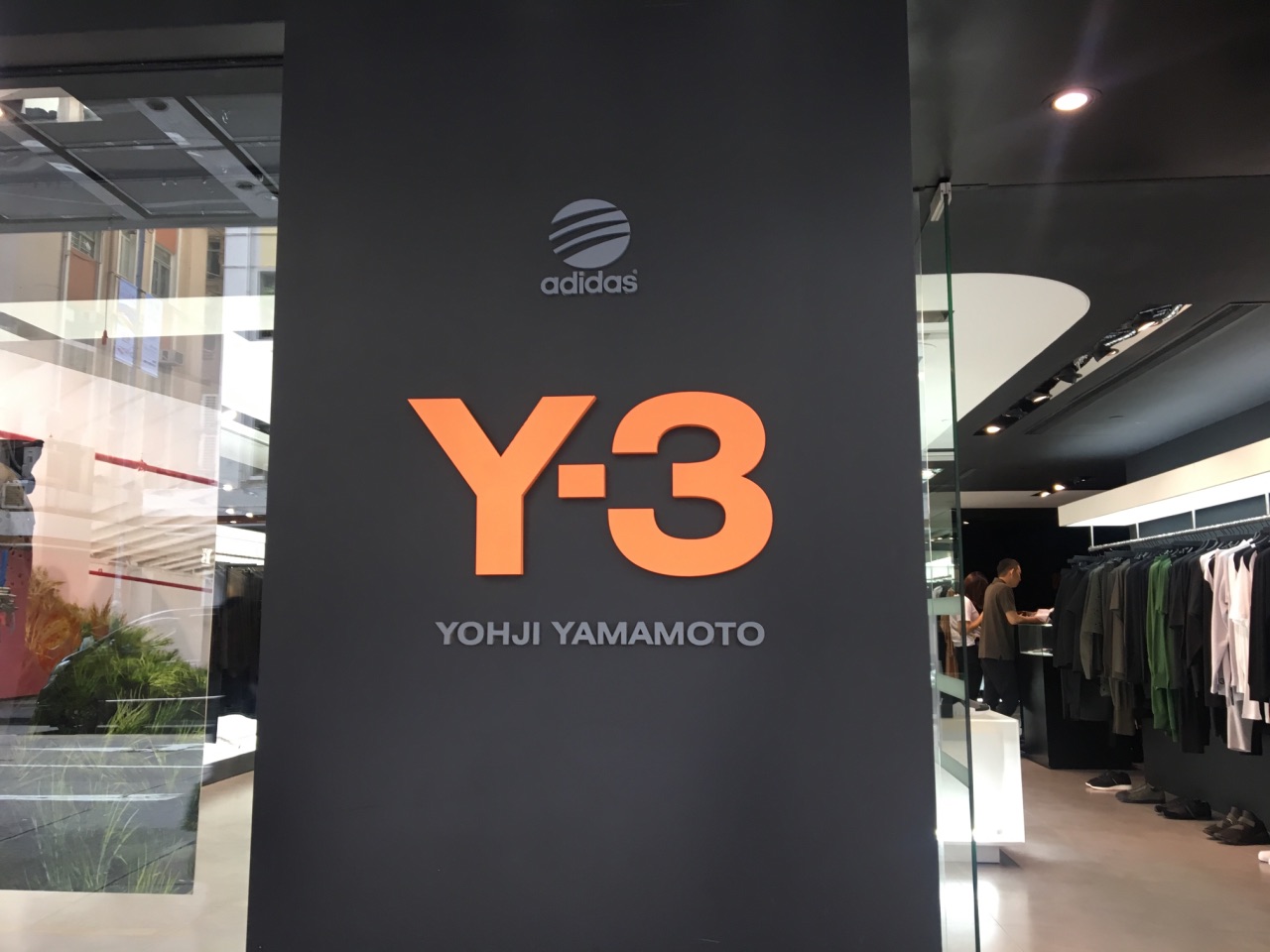 y-3(百德新街店)