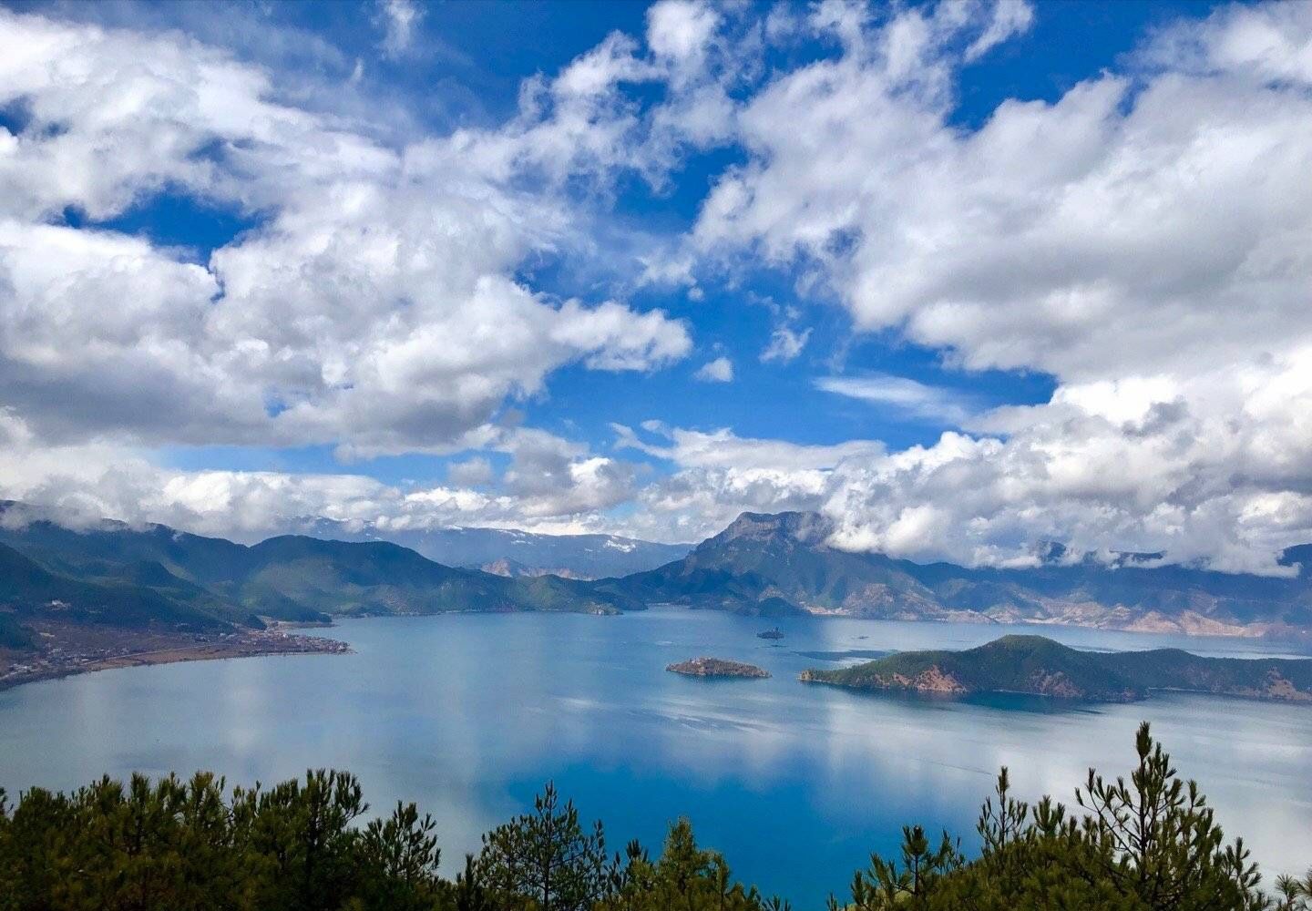 泸沽湖观景台