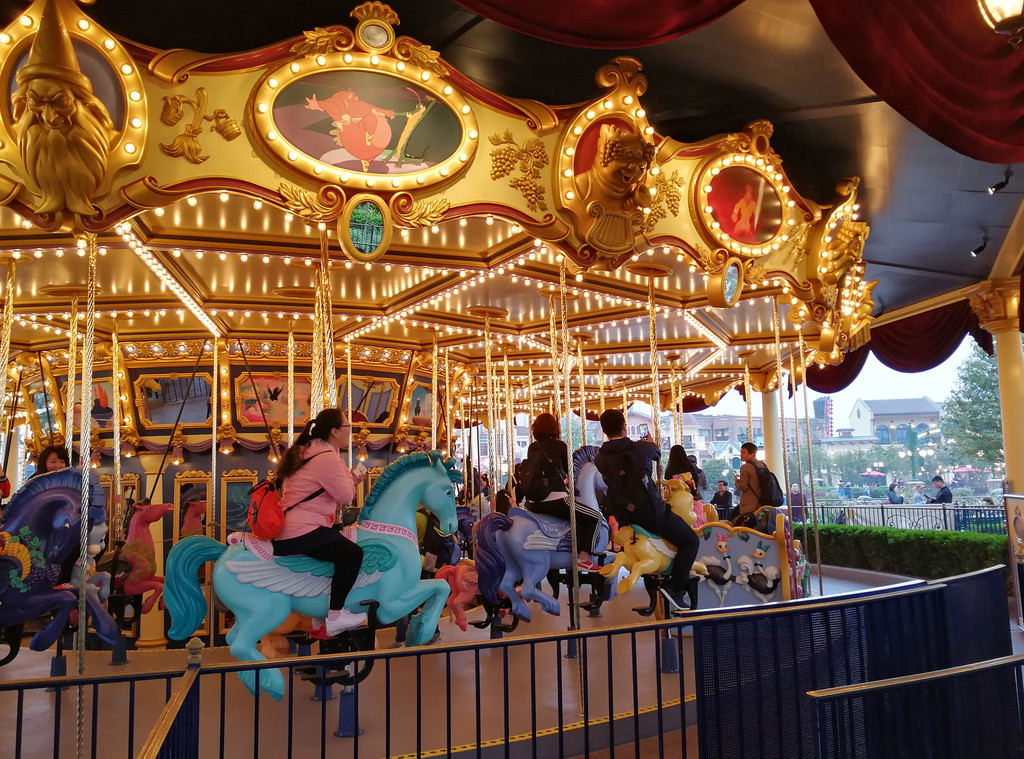 36.幻想曲旋转木马