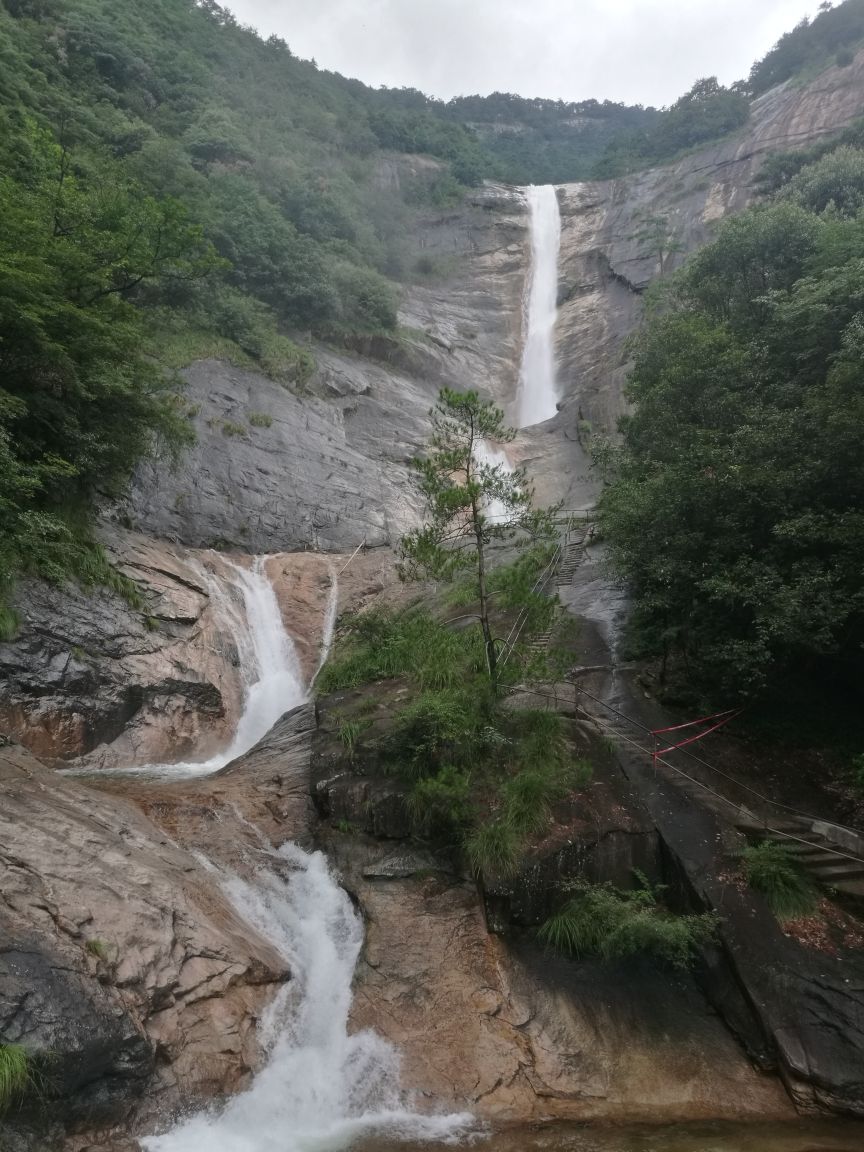 黄山九龙瀑好玩吗,黄山九龙瀑景点怎么样_点评_评价